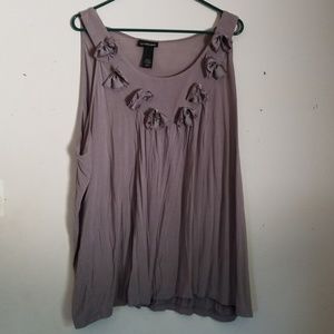 Gray tank top with bows